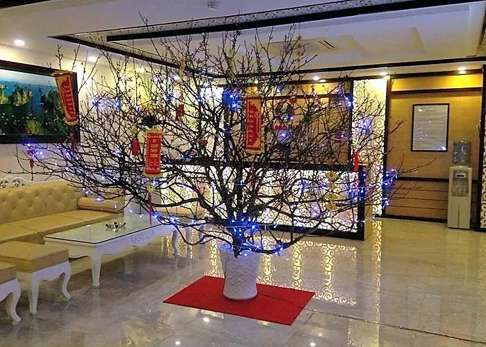 Park Khách sạn 2*