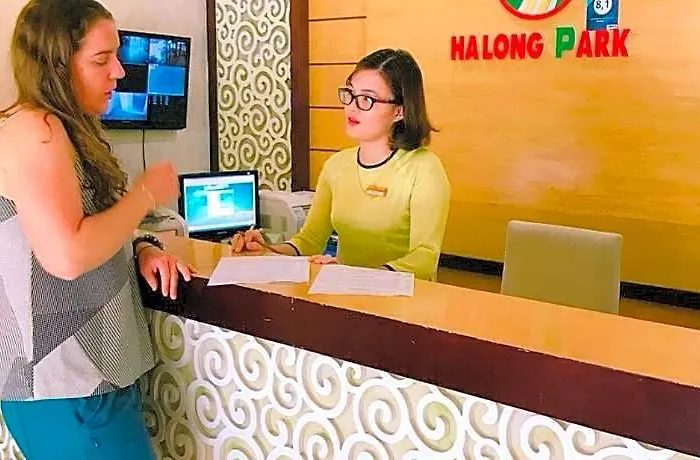 Park Khách sạn 2*