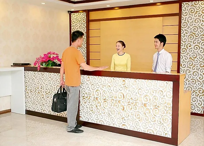 Park Khách sạn 2*