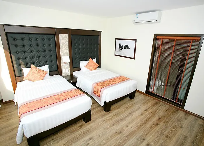 Khách sạn Park 2*