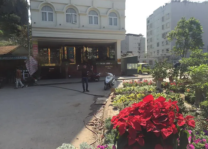 Khách sạn Park 2*