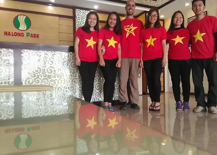 Park Khách sạn 2*
